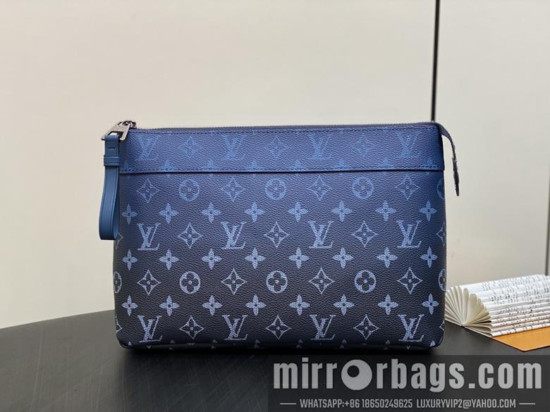 LV Replica Bags Voyage M11545 21x32x8cm gf1