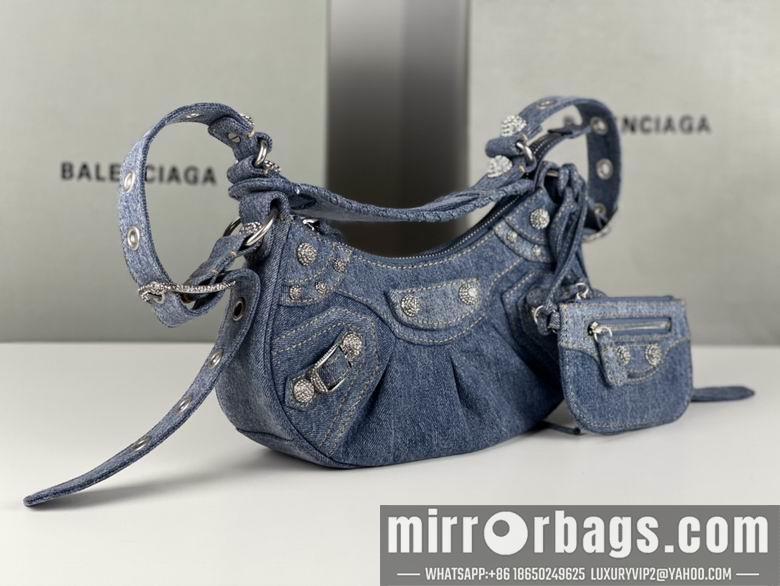 Balenciaga Bags 701 26x16x10cm FY