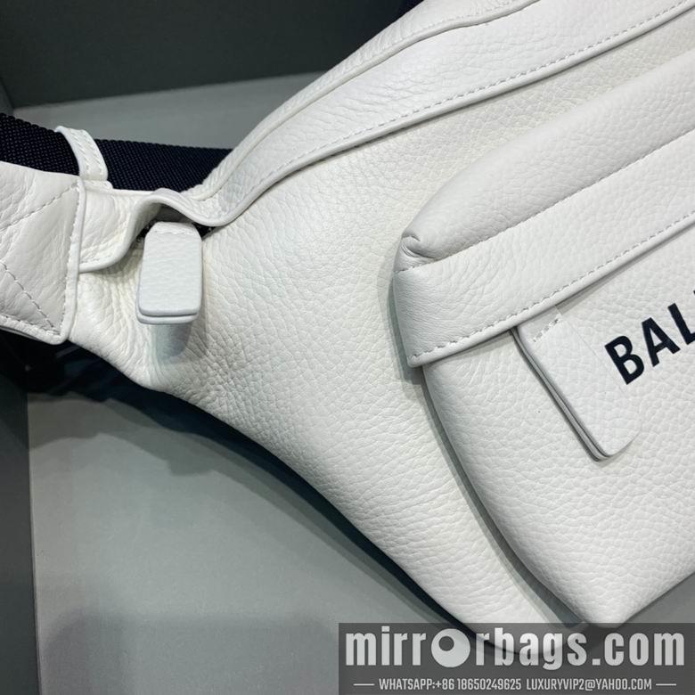 Balenciaga Bags Balenciaga 上长40x下长24x高18x宽4 FY