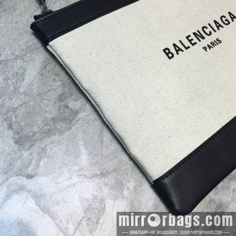 Balenciaga Bags 31x23 cm fy