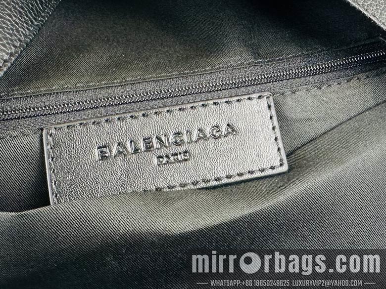 Balenciaga Bags 180100 34X44X11cm XMY