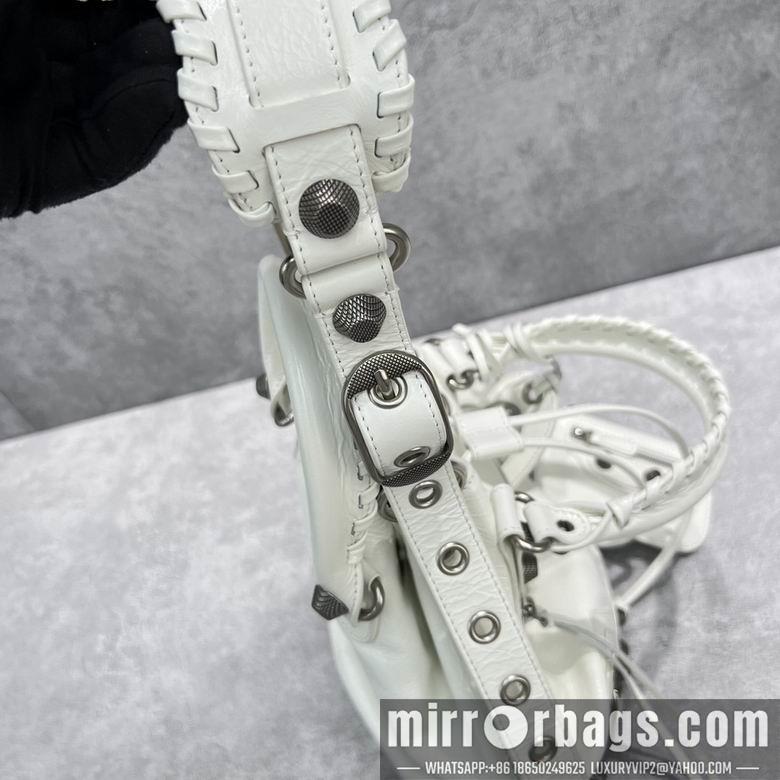 Balenciaga Bags 92567 30.0x22.9x17.0cm FY