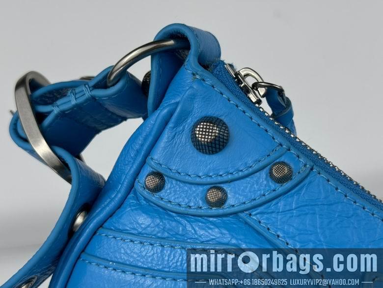 Balenciaga Bags 701 26X16X10cm GY 6