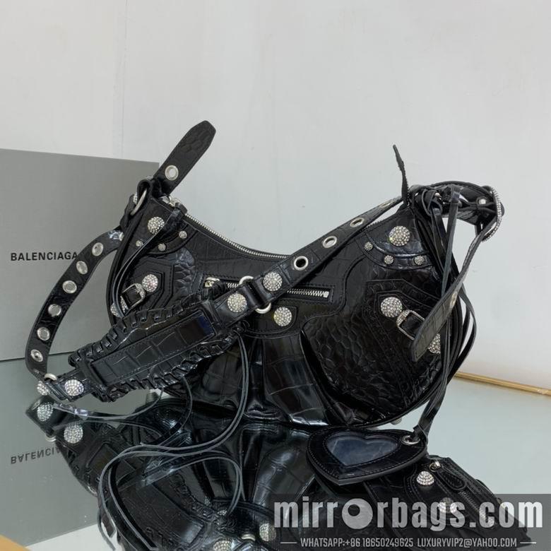 Balenciaga Bags 671307 33x16x8.4cm FY1