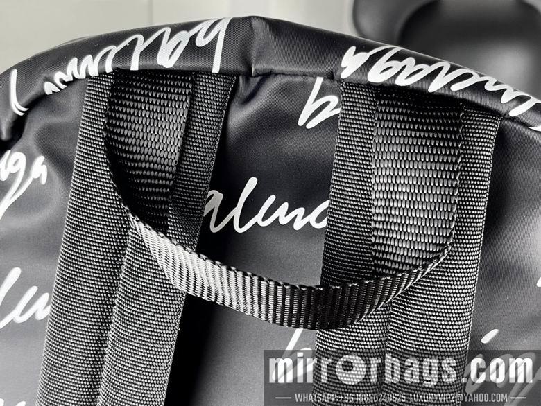 Balenciaga Bags 401 36X49X13cm XM 2