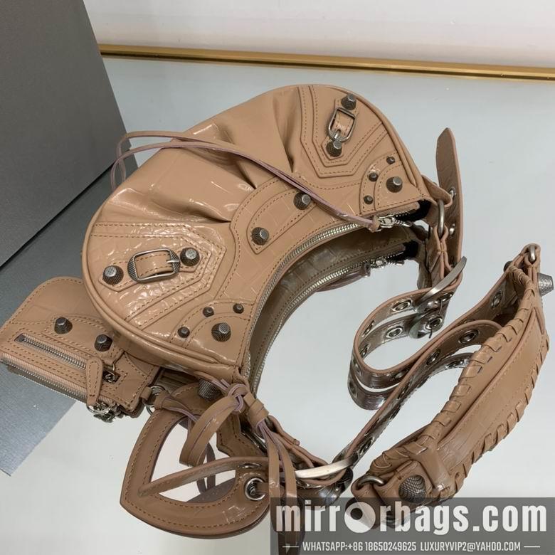 Balenciaga Bags 671409 25x16x6.5cm FY 2
