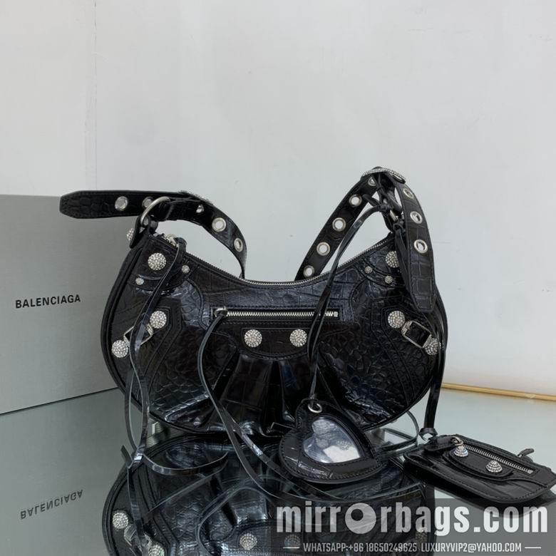 Balenciaga Bags 671307 33x16x8.4cm FY1