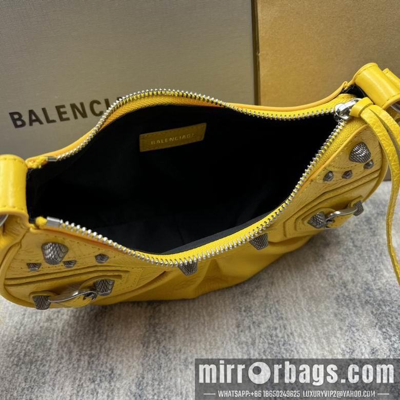 Balenciaga Bags Balenciag 26x16x10cm FY7