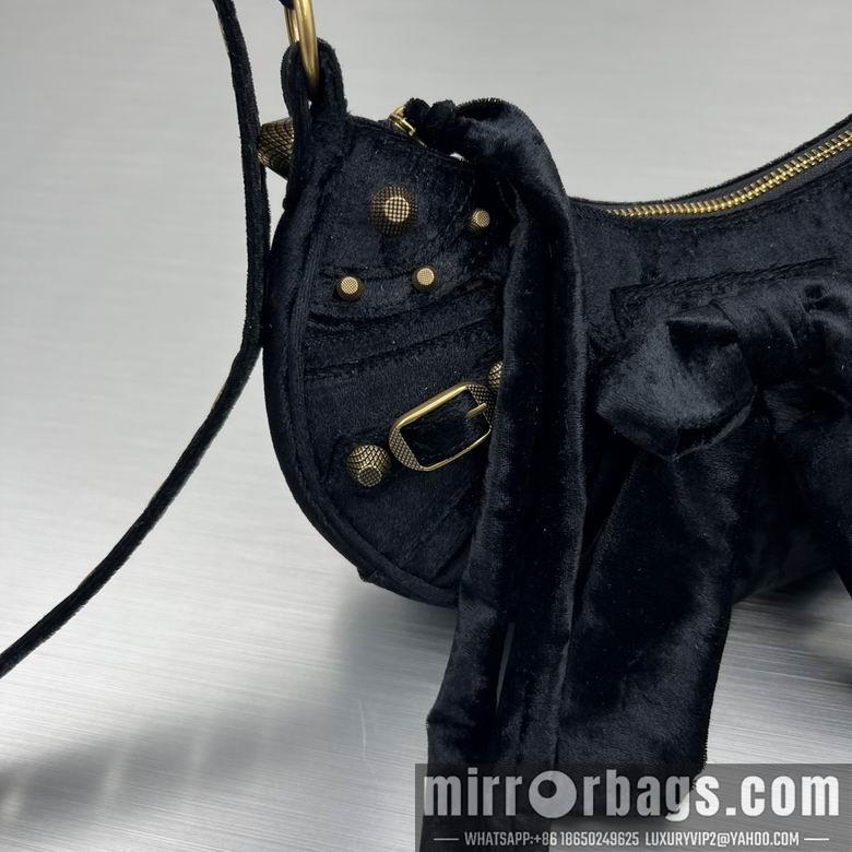 Balenciaga Bags Le Cagole 92718 26X16X9.9cm GY 4