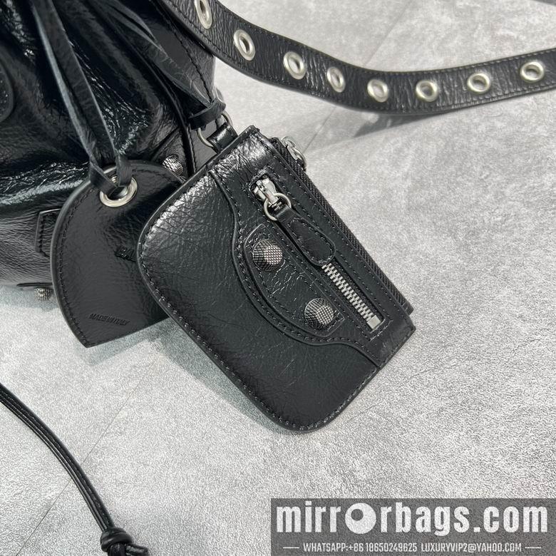 Balenciaga Bags 92567 15.0x19.8x17.8cm 3