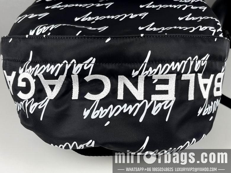 Balenciaga Bags 401 36X49X13cm XM 2
