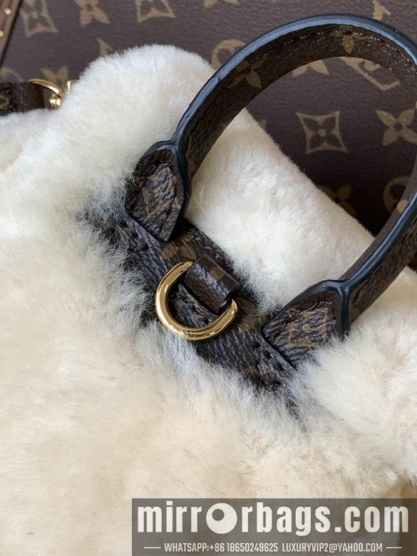 1:1 Louis Vuitton Bags M11919 16.5X13X25cm WP