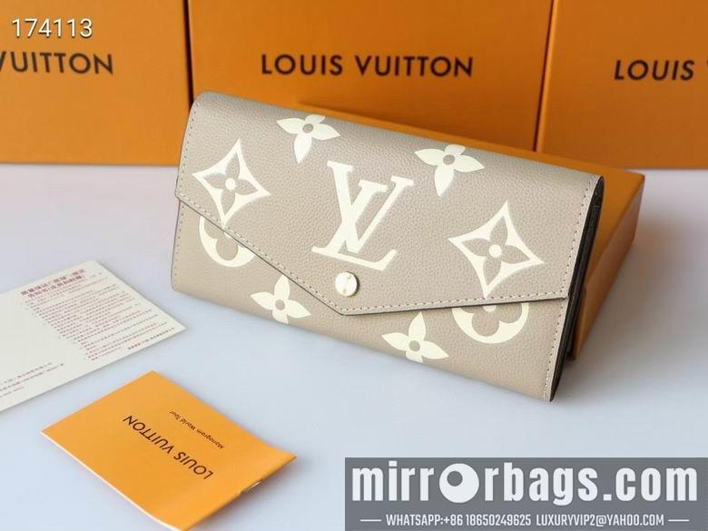 1:1 Louis Vuitton Bags M80496 19X10X2cm XM 3colour