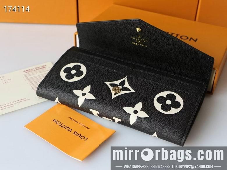1:1 Louis Vuitton Bags M80496 19X10X2cm XM 3colour