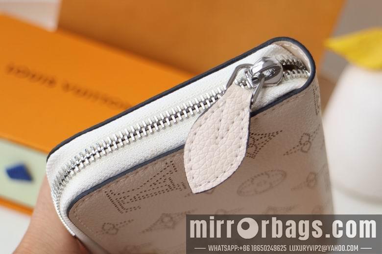 1:1 Louis Vuitton Bags M58429 19X10cm XM 4colour