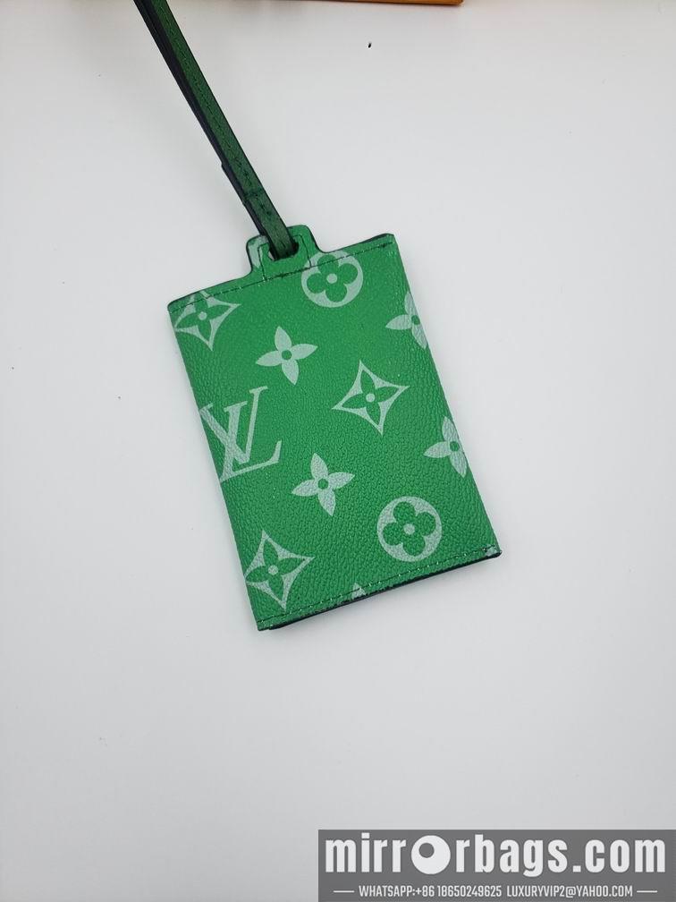 1:1 Louis Vuitton Bags Necklace M83153 7.6x10x0.5cm zy