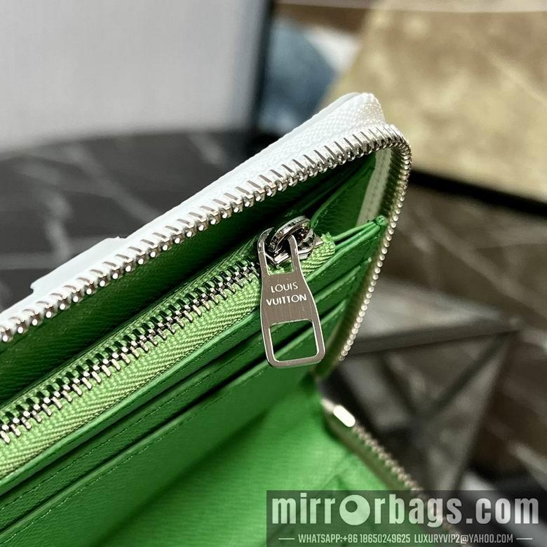 1:1 Louis Vuitton Bags M82590 10X20X2cm YG 2colour
