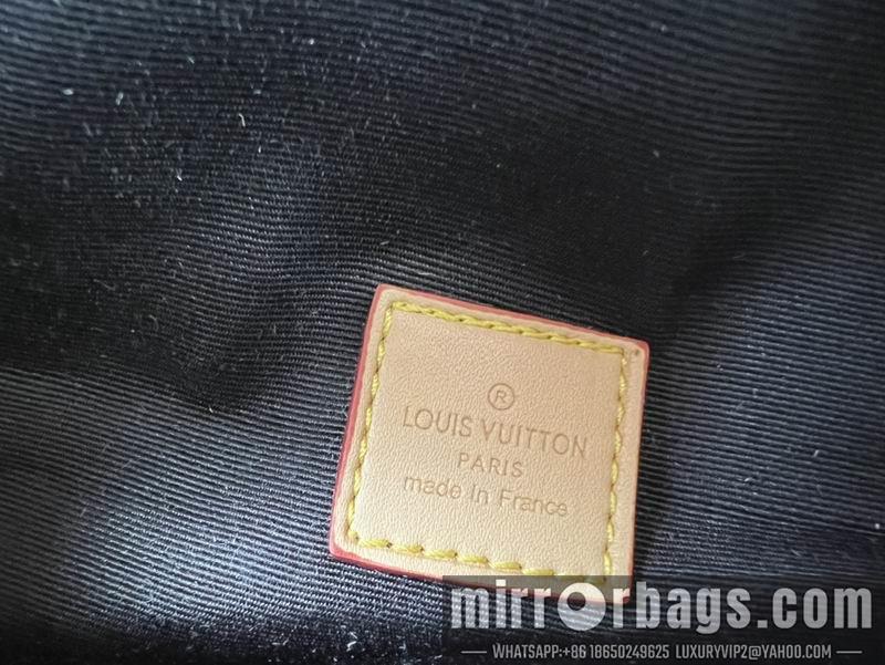 1:1 Louis Vuitton Bags Bumbag M43644老花 白格 37x14x13cm ss