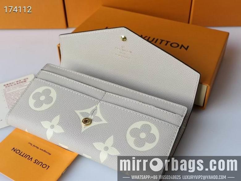 1:1 Louis Vuitton Bags M80496 19X10X2cm XM 3colour
