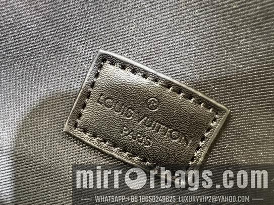 1:1 Louis Vuitton Bags Comet M22494 45x17x9cm ss