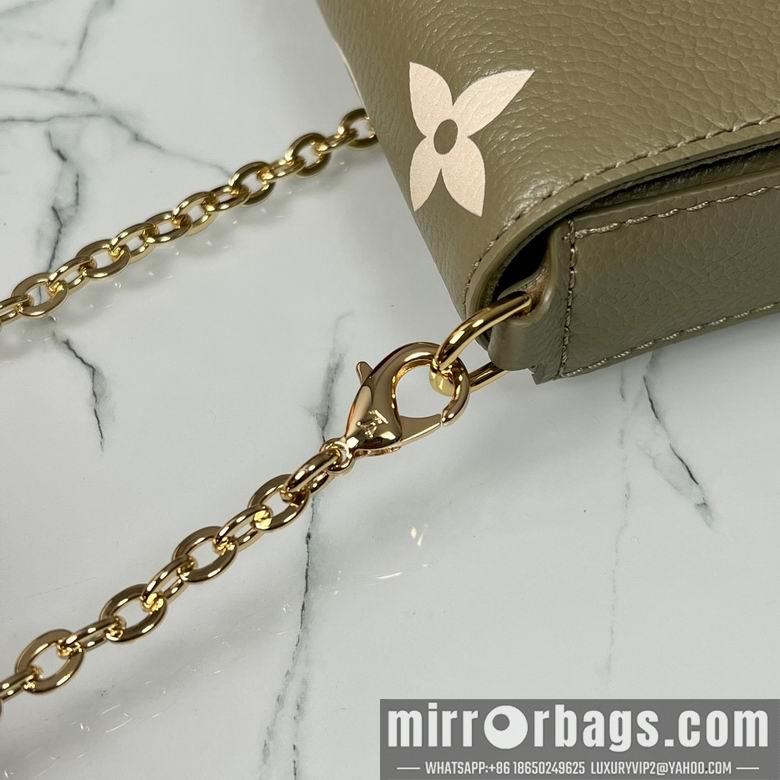 1:1 Louis Vuitton Bags M82480 21X12X3cm