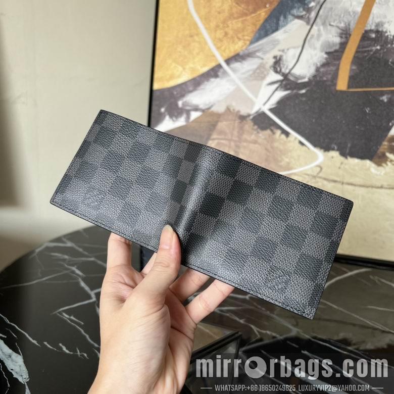 1:1 Louis Vuitton Bags M62288 11X9X2cm YG 3colour