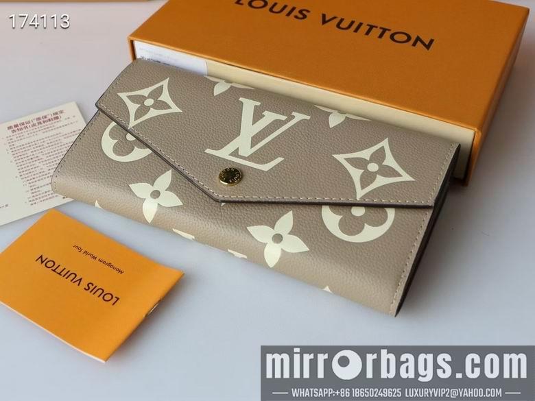 1:1 Louis Vuitton Bags M80496 19X10X2cm XM 3colour