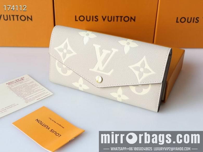 1:1 Louis Vuitton Bags M80496 19X10X2cm XM 3colour