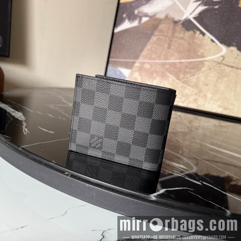 1:1 Louis Vuitton Bags M62288 11X9X2cm YG 3colour