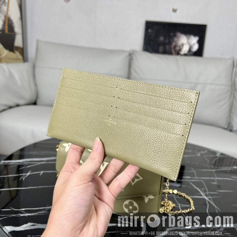 1:1 Louis Vuitton Bags M82480 21X12X3cm