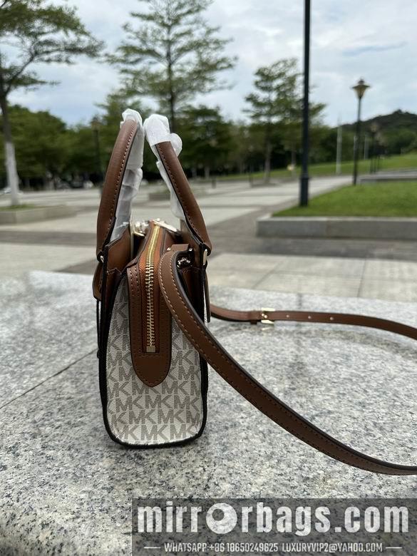 Michael Kors Bags Sheila 24X16X8cm 090914 DY 4