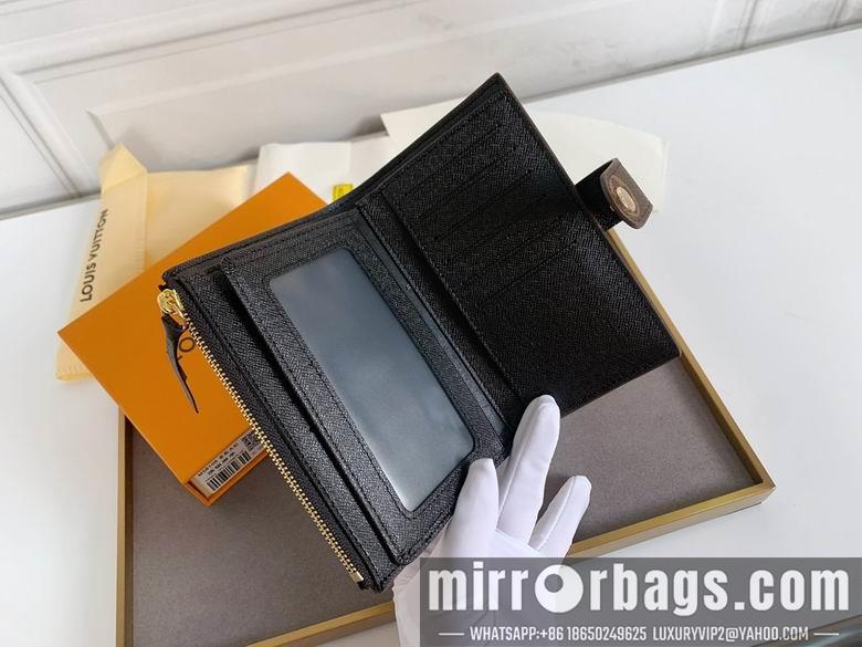 1:1 Louis Vuitton Bags M58019 15X10X3.5cm YG 2colour