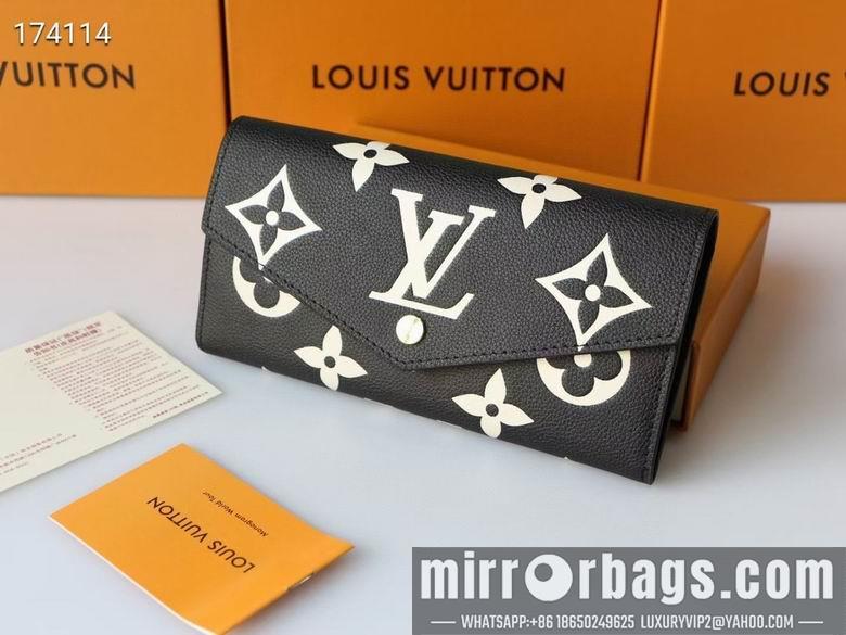 1:1 Louis Vuitton Bags M80496 19X10X2cm XM 3colour