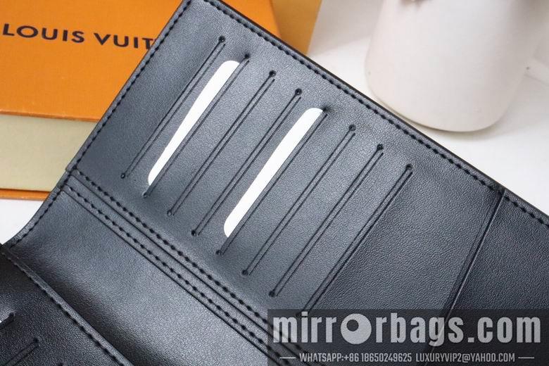 1:1 Louis Vuitton Bags M69038 10X19X2cm XM