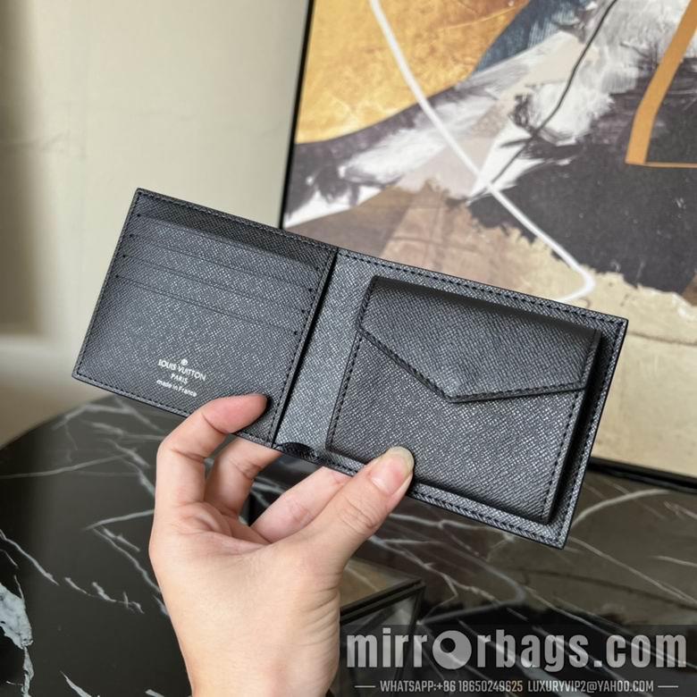 1:1 Louis Vuitton Bags M62288 11X9X2cm YG 3colour