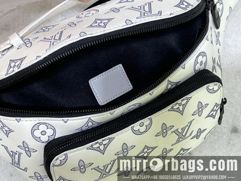 1:1 Louis Vuitton Bags Rush M25227 30x15x8cm ss1