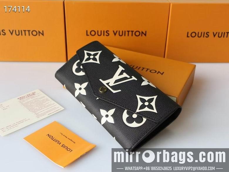 1:1 Louis Vuitton Bags M80496 19X10X2cm XM 3colour