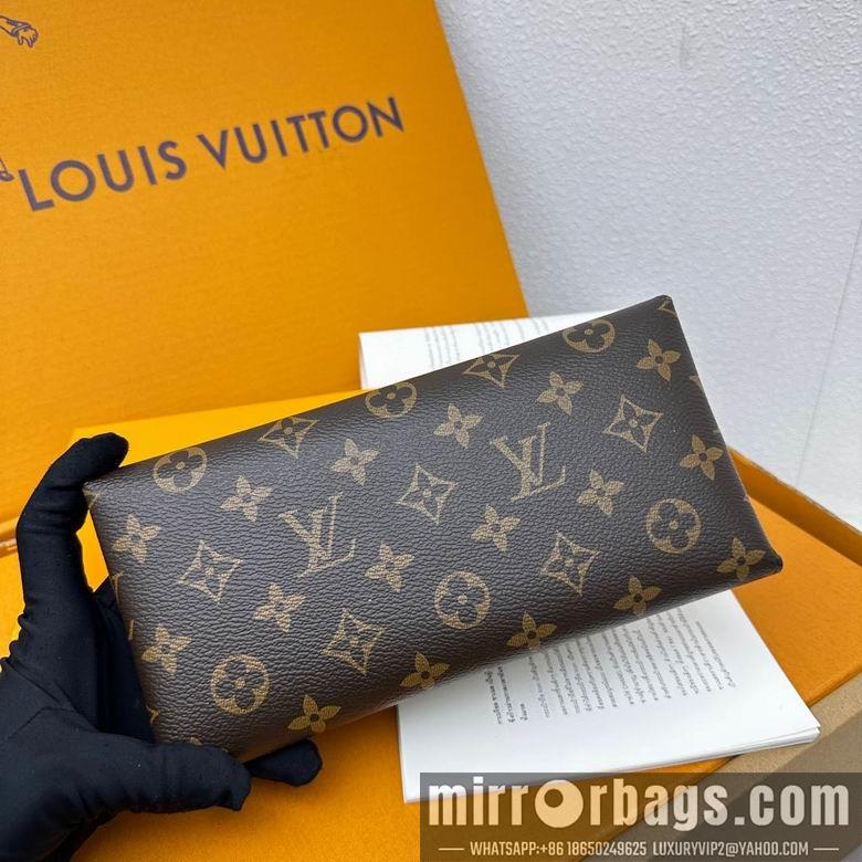 1:1 Louis Vuitton Bags M12403 11X2X23cm ZC 3colour