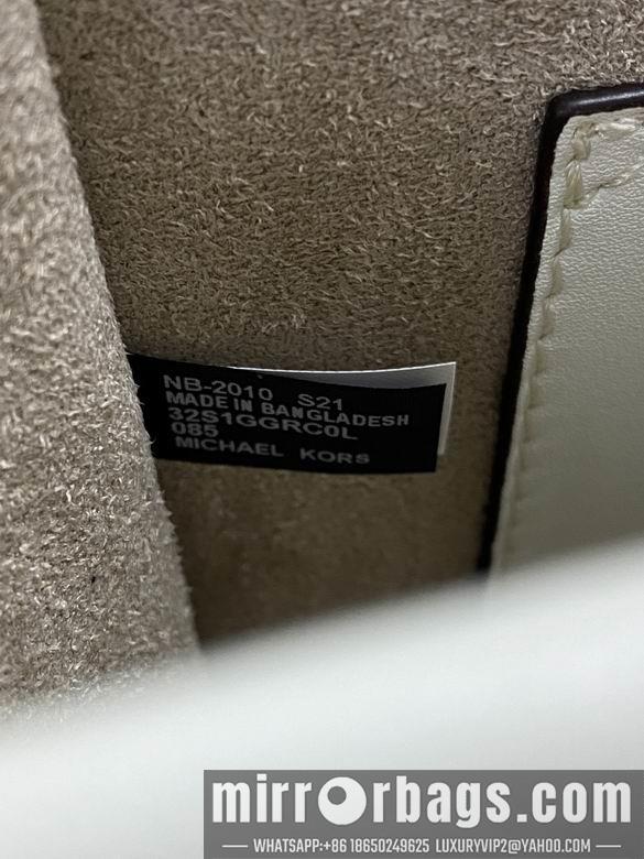 Michael Kors Bags 20X15X7cm 112703 EY
