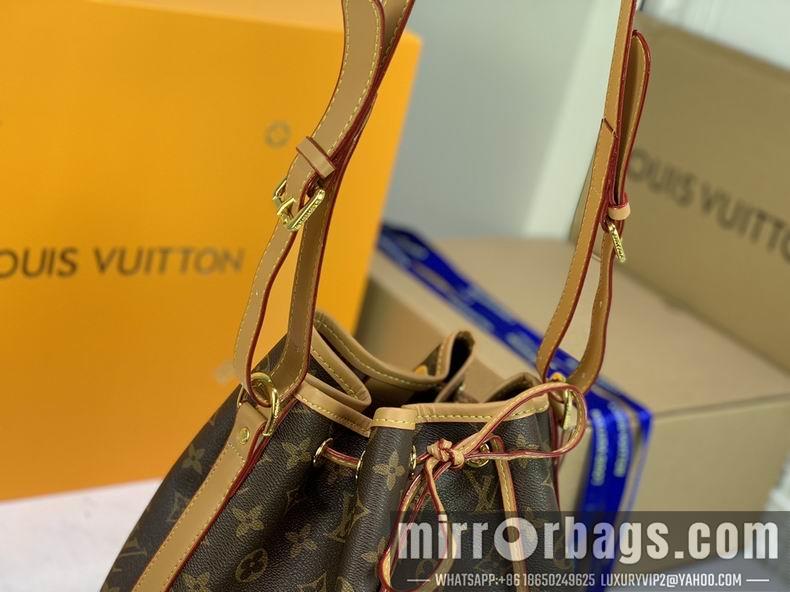1:1 Louis Vuitton Bags M42224 26x27 cm cs