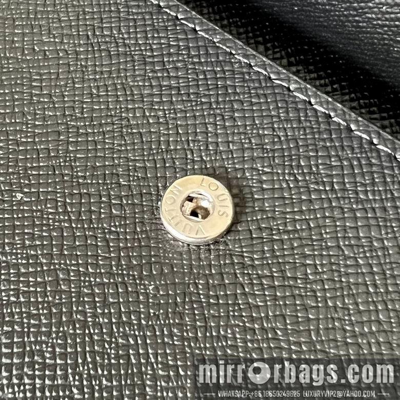 1:1 Louis Vuitton Bags M62288 11X9X2cm YG 3colour