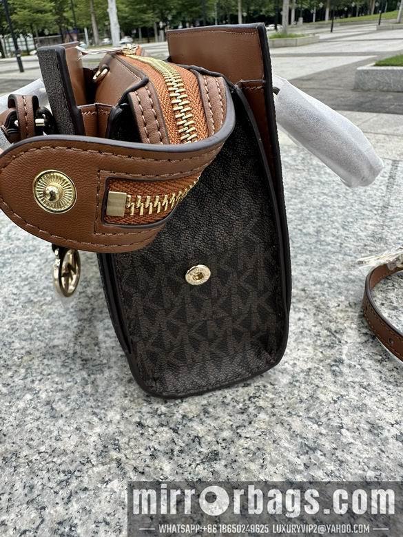 Michael Kors Bags Sheila 24X16X8cm 090914 DY 3