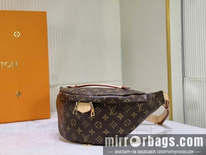 1:1 Louis Vuitton Bags Bumbag M43644老花 白格 37x14x13cm ss