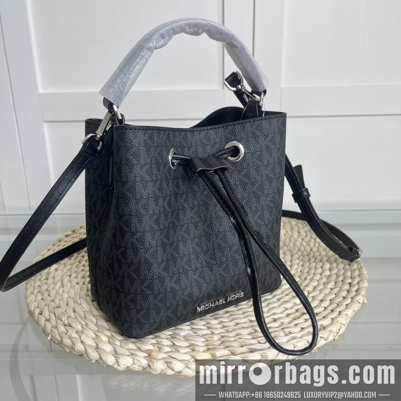 Michael Kors Bags 18X18X10cm 072702 EY 4colour