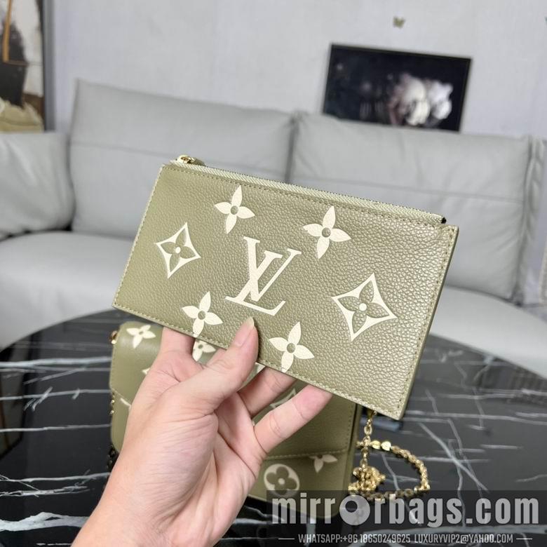 1:1 Louis Vuitton Bags M82480 21X12X3cm
