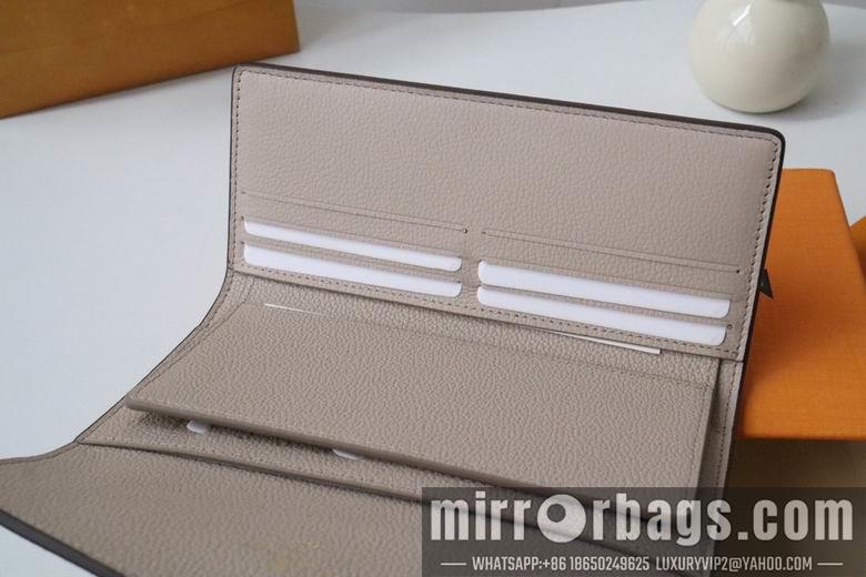 1:1 Louis Vuitton Bags M60699 19X10cm XM 2colour