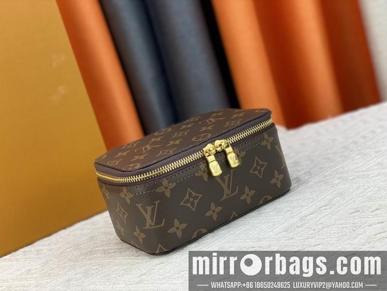 1:1 Louis Vuitton Bags M43688 17X9.5X8.5cm YG 3colour