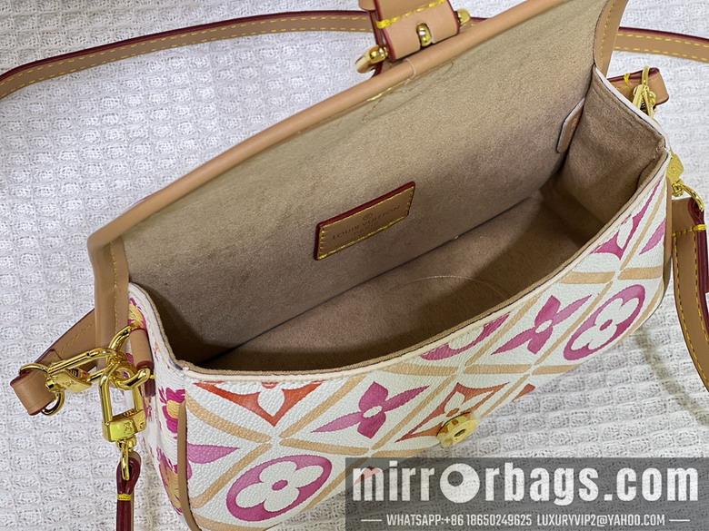 1:1 Louis Vuitton Bags Pool M83300 19x10.5x6cm ss