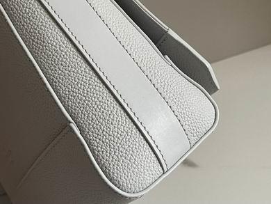 1:1 Louis Vuitton Bags M59327 30.5X24X10cm XM