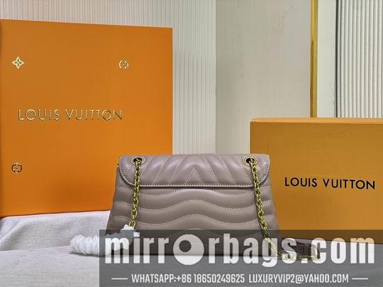1:1 Louis Vuitton Bags New Wave M58550 24x14x9cm cs